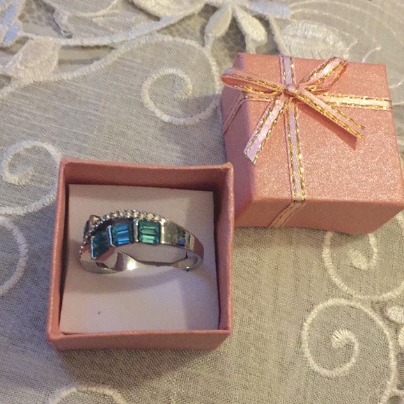 Terquoise  cube stones sliver color ring - Picture 2 of 4